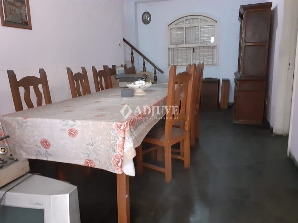 Casa à venda e aluguel com 5 quartos, 10m² - Foto 19