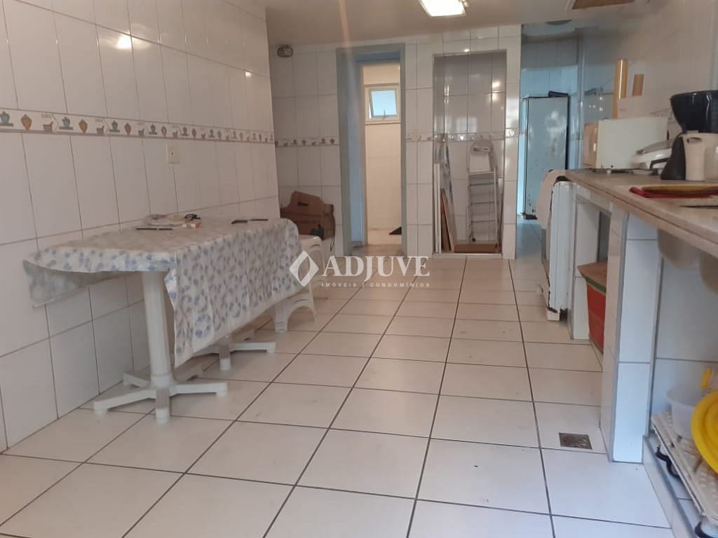 Casa à venda e aluguel com 5 quartos, 10m² - Foto 20