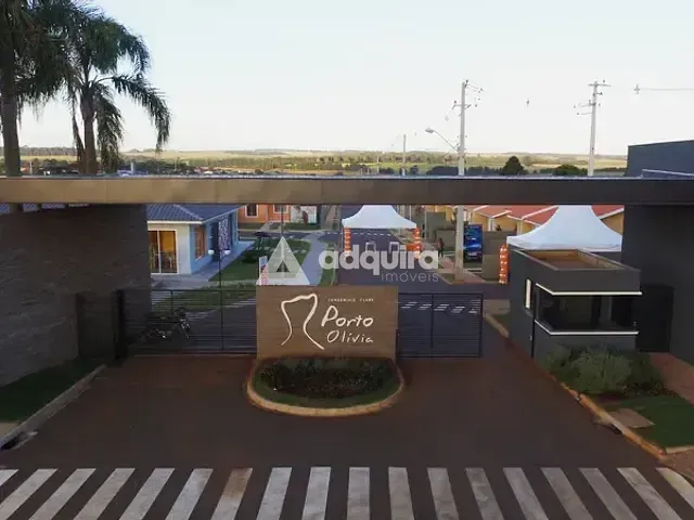 Casa com 59m² 3 quartos e 1 banheiro, à venda, no bairro Cará-cará em Ponta Grossa