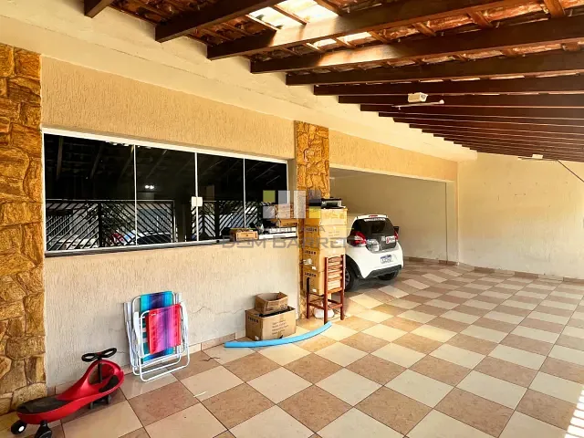 Casa com 250m² 3 quartos e 1 banheiro, à venda, no bairro Jardim Volobueff (Nova Veneza) em Sumaré
