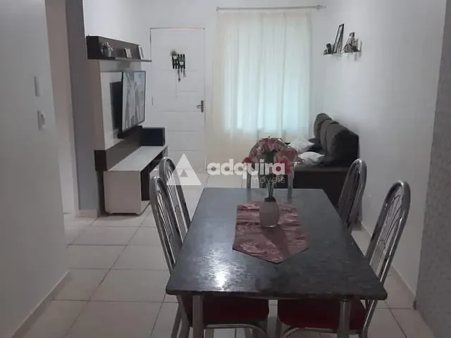 Casa com 59m² 3 quartos e 1 banheiro, à venda, no bairro Cará-cará em Ponta Grossa