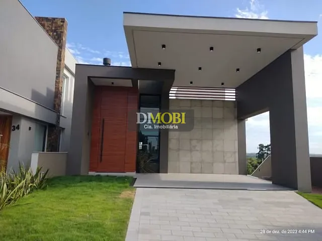Casa com 260m² 3 quartos e 1 banheiro, à venda, no bairro Centro em Gravataí