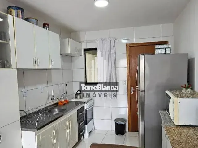 Casa com 91m² 2 quartos e 1 banheiro, à venda, no bairro Uvaranas em Ponta Grossa