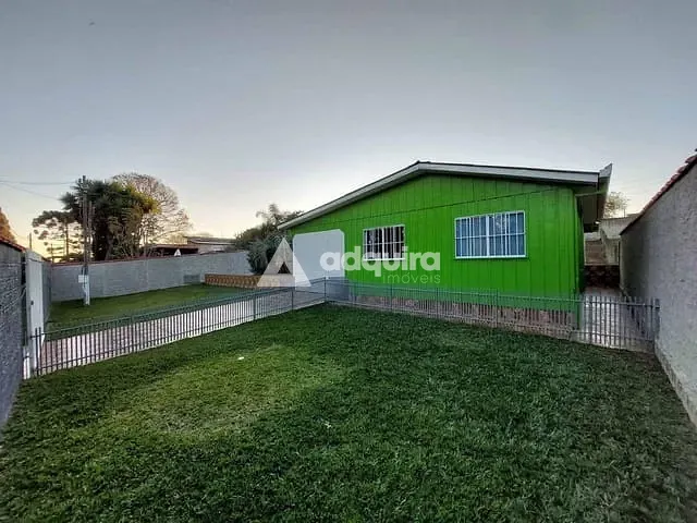 Casa com 1000m² 2 quartos e 1 banheiro, à venda, no bairro Colônia Dona Luíza em Ponta Grossa