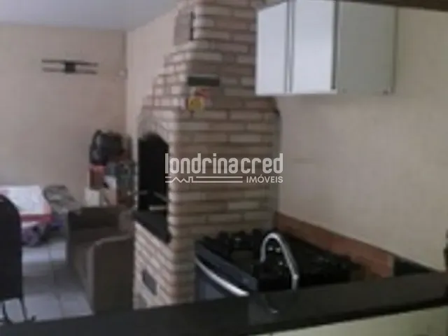 Casa 4 quartos e 1 banheiro, à venda, no bairro Conjunto Residencial Roberto Conceição em Cambé