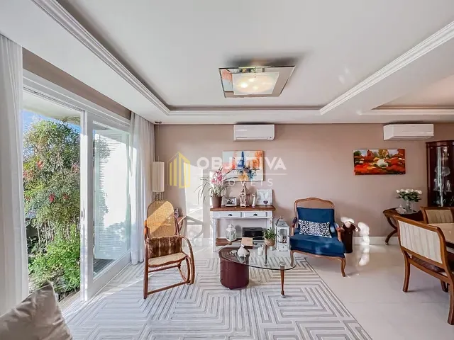 Casa 3 quartos e 5 banheiros, à venda, no bairro Vila Jardim em Porto Alegre