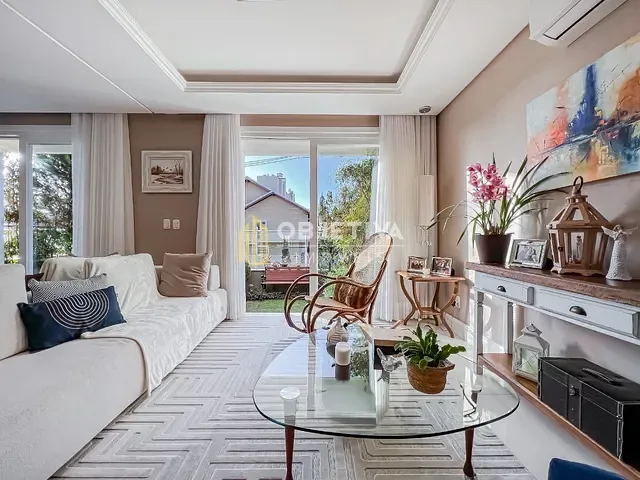 Casa 3 quartos e 5 banheiros, à venda, no bairro Vila Jardim em Porto Alegre