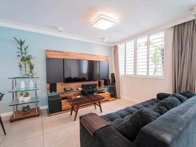 Foto do Casa - Casa tipo para venda em Jardim Aeroporto com 3 quartos, sendo 1 suíte, 159m² | Lares e Andares Imóveis