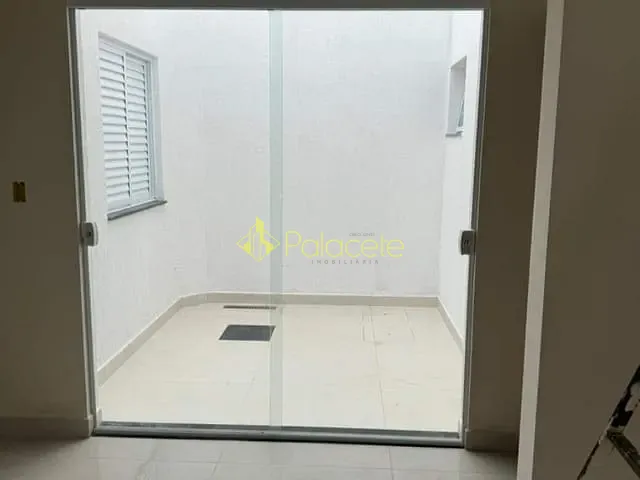 Casa com 175m² 3 quartos e 1 banheiro, à venda, no bairro Residencial Maricá em Pindamonhangaba