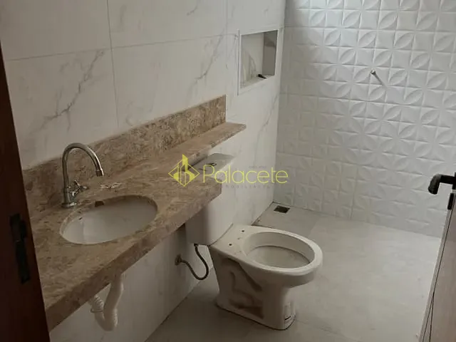 Casa com 175m² 3 quartos e 1 banheiro, à venda, no bairro Residencial Maricá em Pindamonhangaba