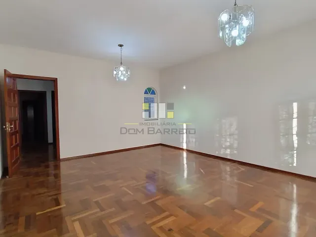 Casa com 254m² 3 quartos e 2 banheiros, para alugar, no bairro Parque Franceschini em Sumaré