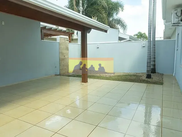 Casa com 300m² 4 quartos e 4 banheiros, à venda ou para alugar, no bairro Parque Brasil 500 em Paulínia