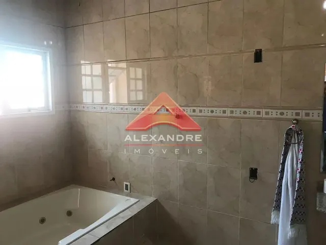 Casa com 460m² 3 quartos e 3 banheiros, à venda ou para alugar, no bairro Jardim Paulista em São José Dos Campos