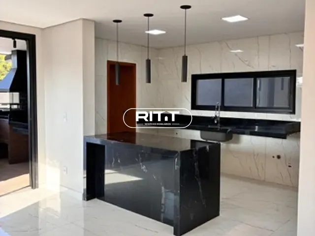 Casa com 420m² 3 quartos e 5 banheiros, à venda, no bairro Jardim São Marcos em Valinhos