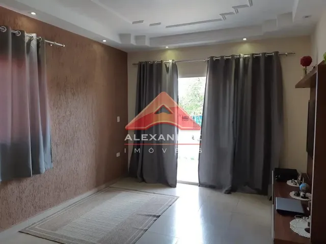 Casa com 250m² 3 quartos e 2 banheiros, à venda, no bairro Jardim Castanheira em São José Dos Campos