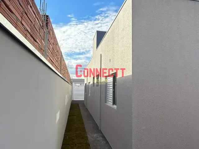 Casa com 160m² 2 quartos e 2 banheiros, à venda, no bairro Jardim Regatas em Ribeirão Preto