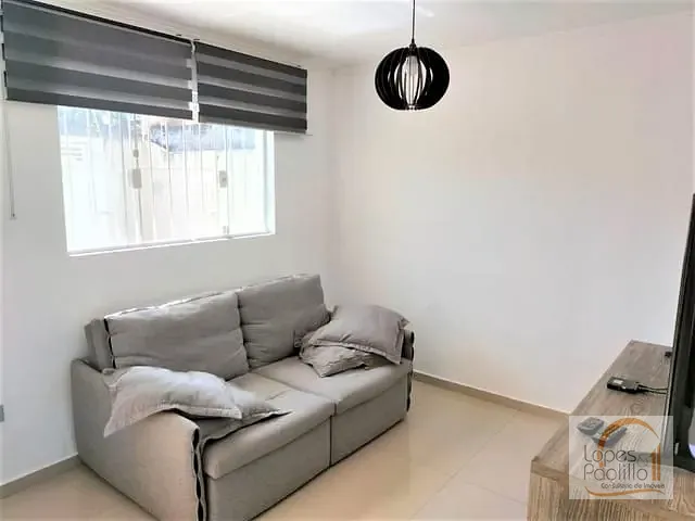 Casa com 175m² 2 quartos e 3 banheiros, à venda, no bairro Nova Cerejeira em Atibaia