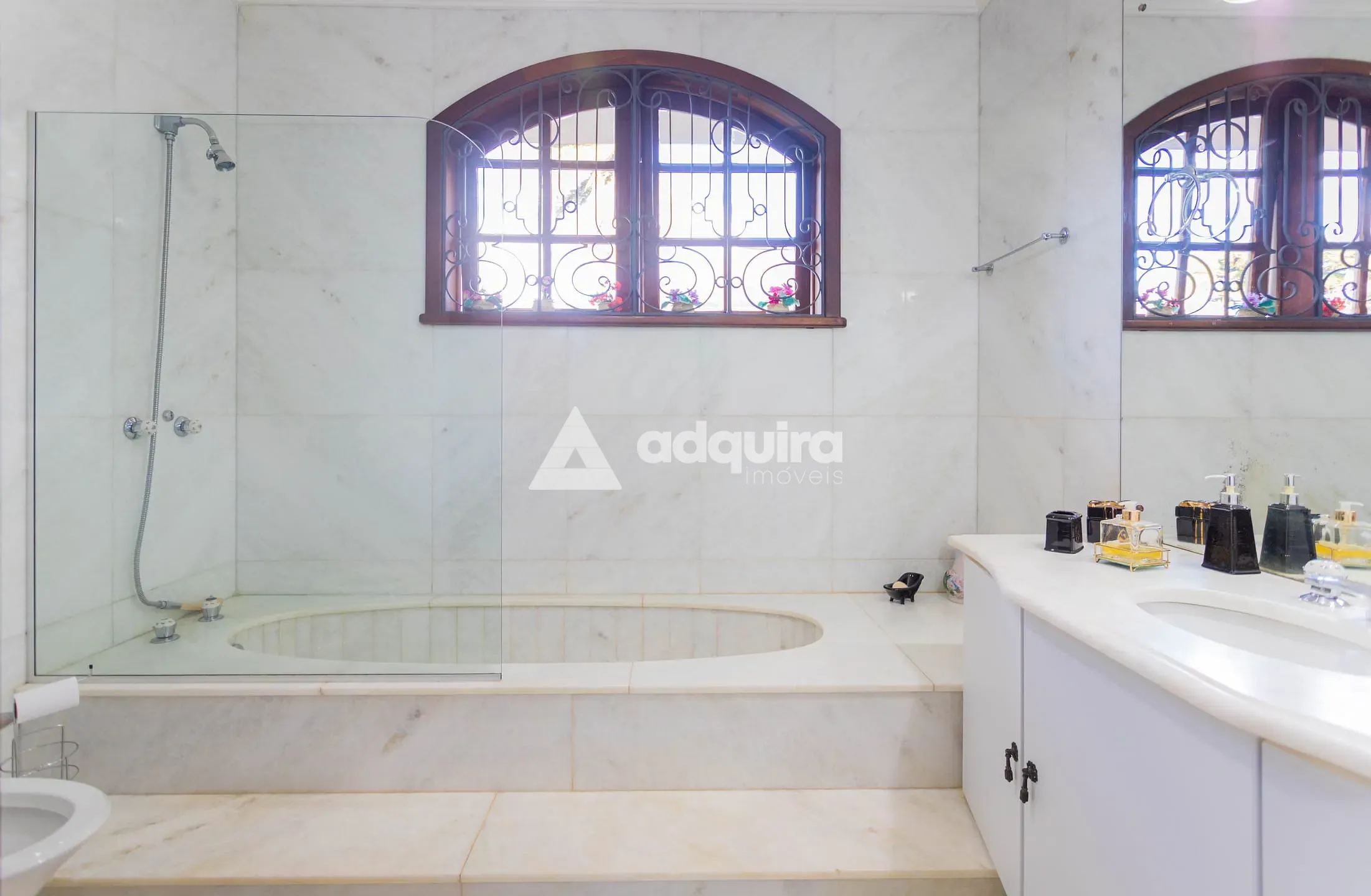 Casa, 4 quartos, 1830 m² - Foto 24