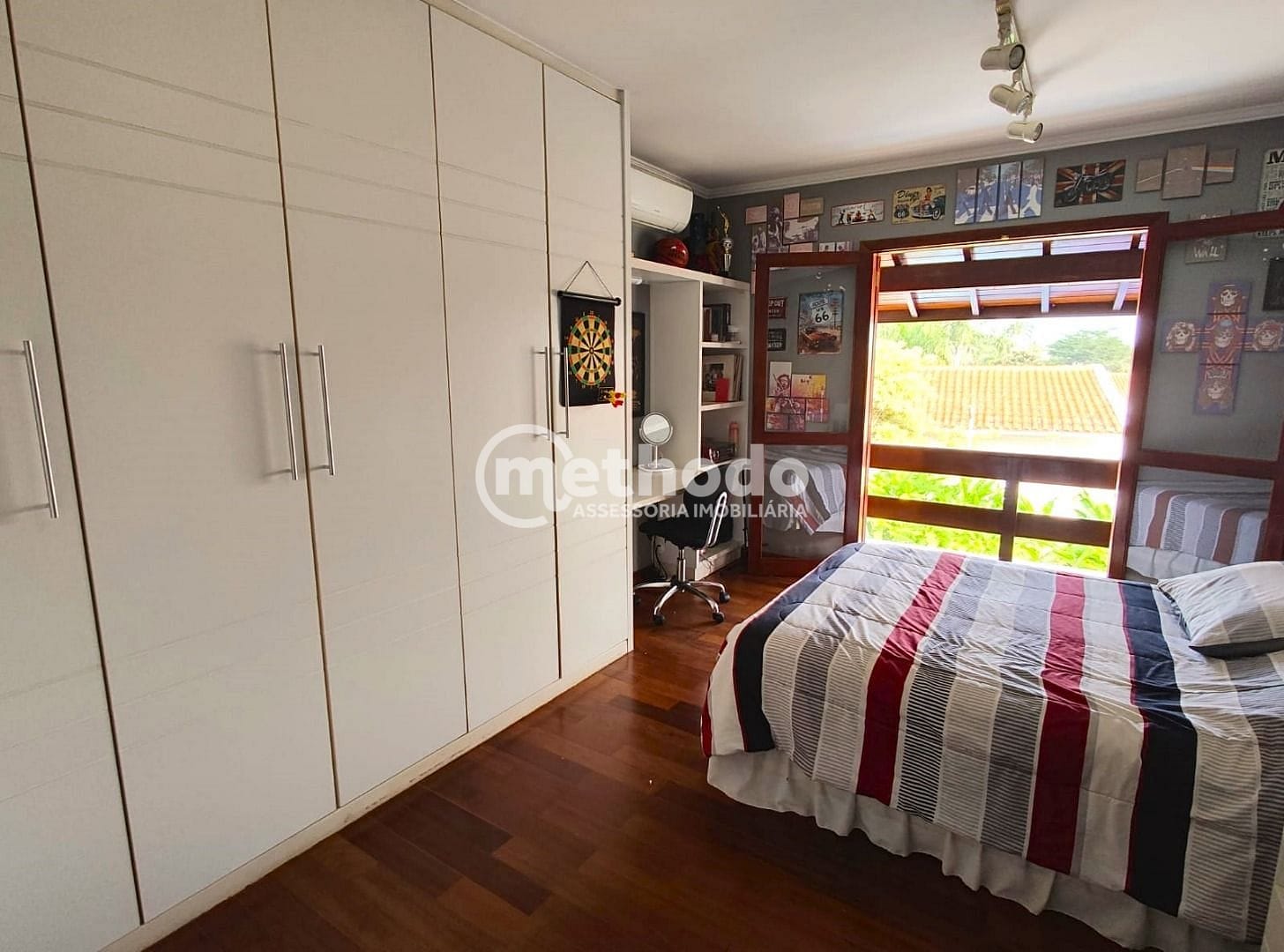 Casa, 4 quartos, 300 m² - Foto 28