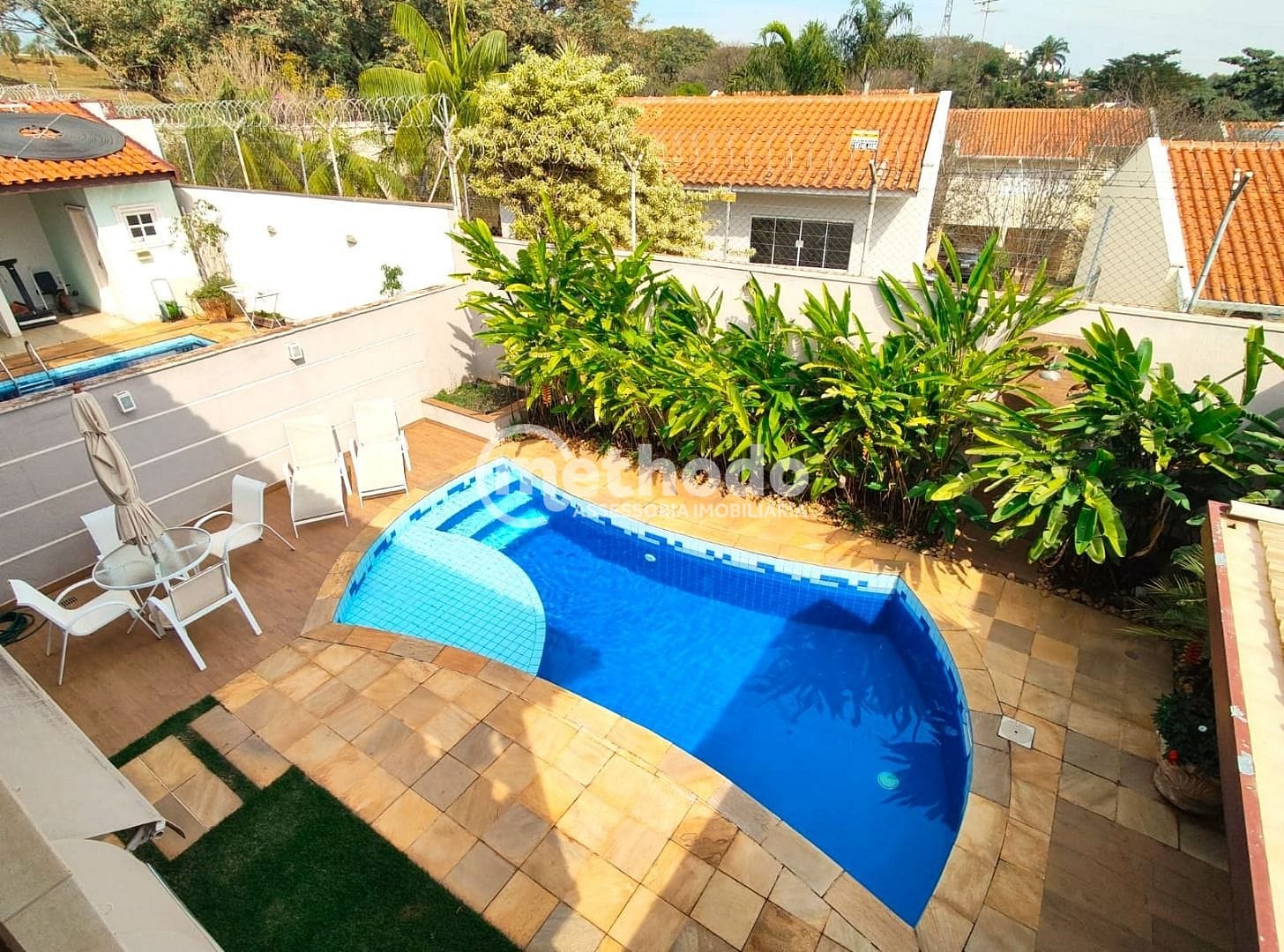 Casa, 4 quartos, 300 m² - Foto 37