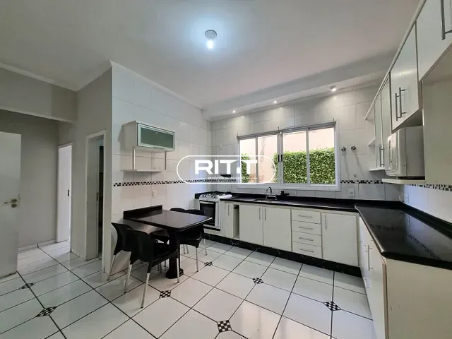 Casa com 360m² 4 quartos e 5 banheiros, à venda, no bairro Jardim Monte Verde em Valinhos
