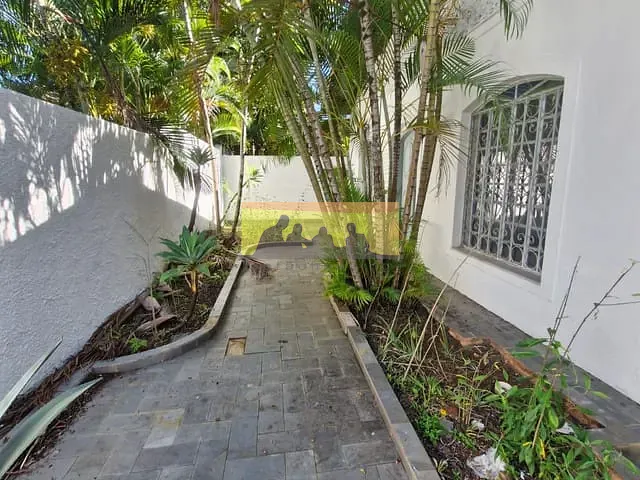 Casa 4 quartos e 4 banheiros, para alugar, no bairro Cidade Universitária em Campinas