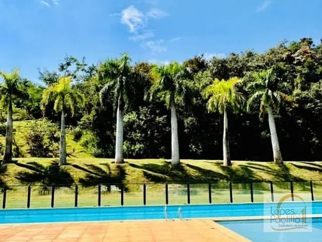Casa com 703m² 3 quartos e 5 banheiros, para alugar, no bairro San Fernando do Valley em Atibaia