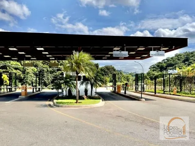 Casa com 703m² 3 quartos e 5 banheiros, para alugar, no bairro San Fernando do Valley em Atibaia