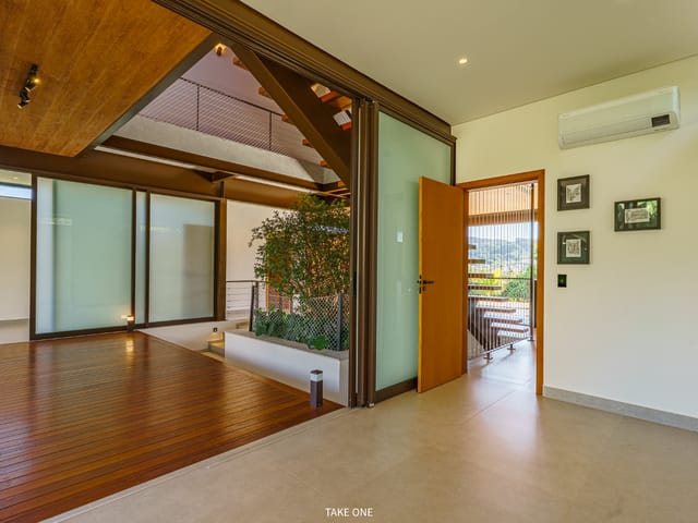 Foto do Casa - Casa no condomínio Residencial Recanto Das Palmas para venda com 4 quartos, sendo 4 suítes, 622m² | Lares e Andares Imóveis