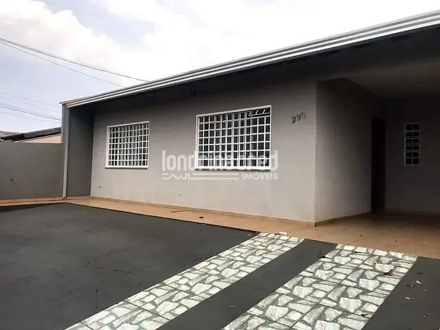Casa com 280m² 2 quartos e 1 banheiro, à venda, no bairro Dom Pedro II em Londrina