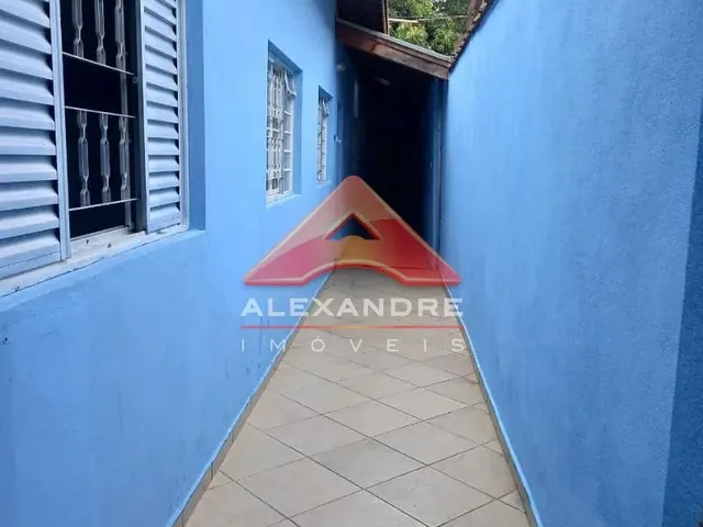 Casa com 130m² 3 quartos e 2 banheiros, à venda, no bairro Vila Tesouro em São José Dos Campos