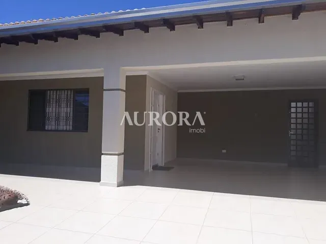 Casa com 250m² 3 quartos e 3 banheiros, à venda, no bairro Maria Lúcia em Londrina