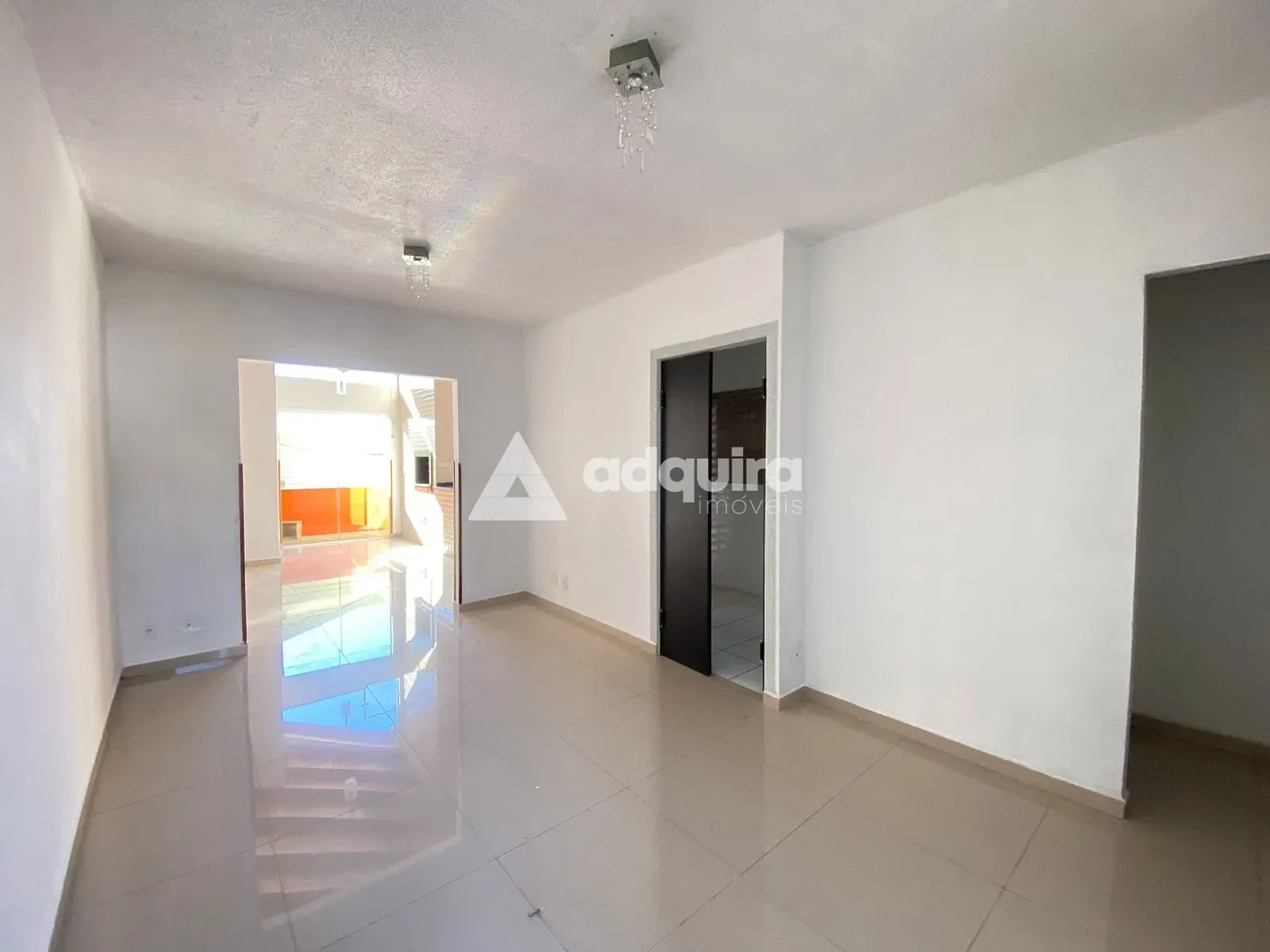 Casa, 3 quartos, 60 m² - Foto 2