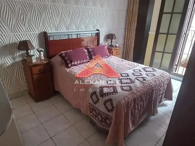 Casa com 145m² 3 quartos e 1 banheiro, à venda, no bairro Parque dos Príncipes em Jacareí
