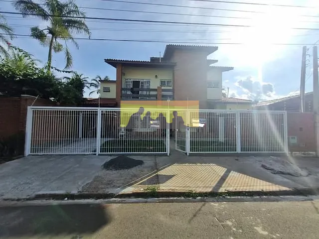 Casa com 450m² 8 quartos e 8 banheiros, para alugar, no bairro Cidade Universitária em Campinas