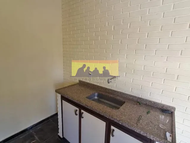 Casa com 450m² 8 quartos e 8 banheiros, para alugar, no bairro Cidade Universitária em Campinas