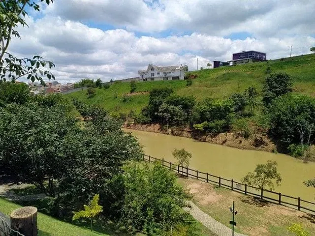 Casa com 252m² 3 quartos e 4 banheiros, à venda, no bairro Condomínio Residencial Mantiqueira em São José dos Campos