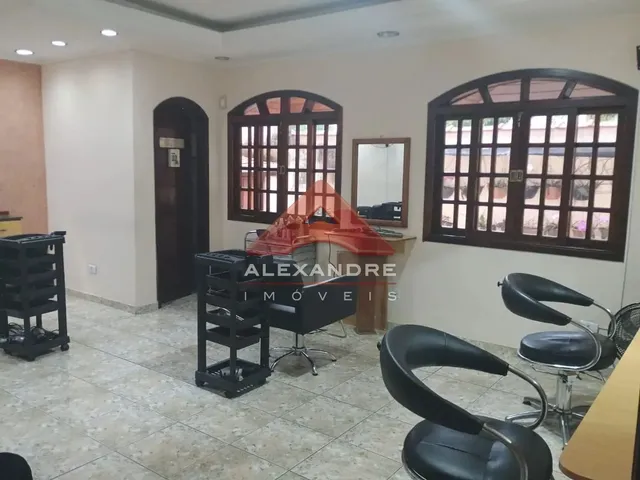 Casa com 215m² 3 quartos e 3 banheiros, à venda, no bairro Jardim Valparaíba em São José Dos Campos
