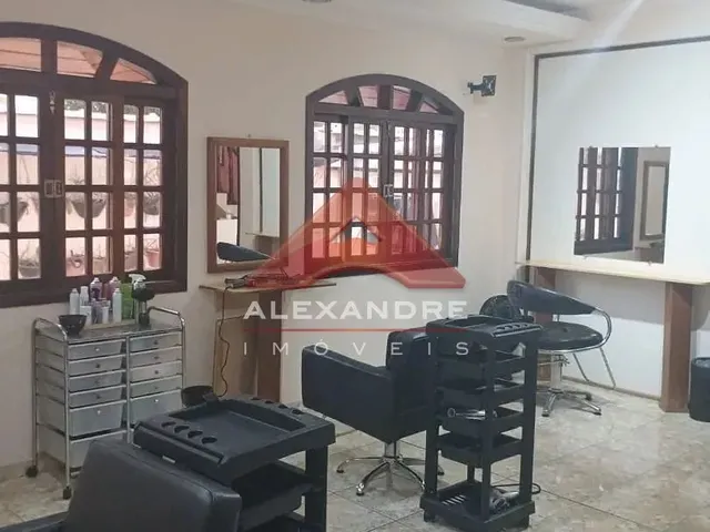Casa com 215m² 3 quartos e 3 banheiros, à venda, no bairro Jardim Valparaíba em São José Dos Campos