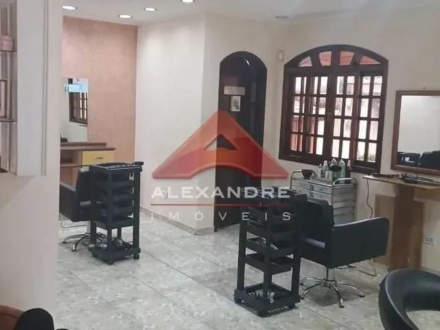 Casa com 215m² 3 quartos e 3 banheiros, à venda, no bairro Jardim Valparaíba em São José Dos Campos