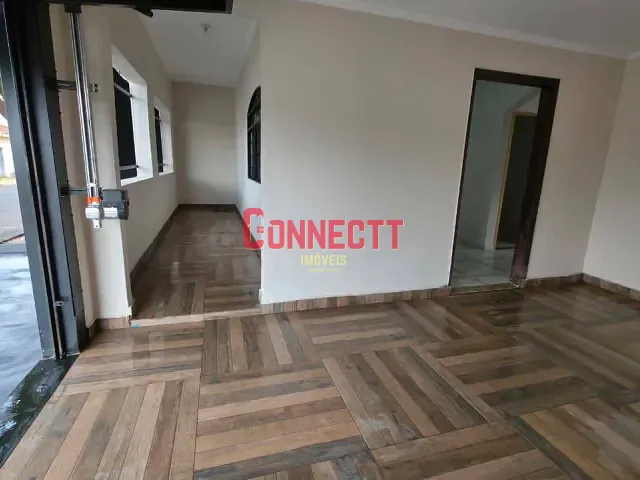 Casa com 200m² 3 quartos e 2 banheiros, à venda, no bairro Adelino Simioni em Ribeirão Preto