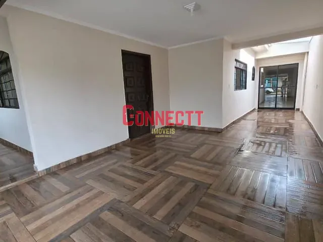 Casa com 200m² 3 quartos e 2 banheiros, à venda, no bairro Adelino Simioni em Ribeirão Preto