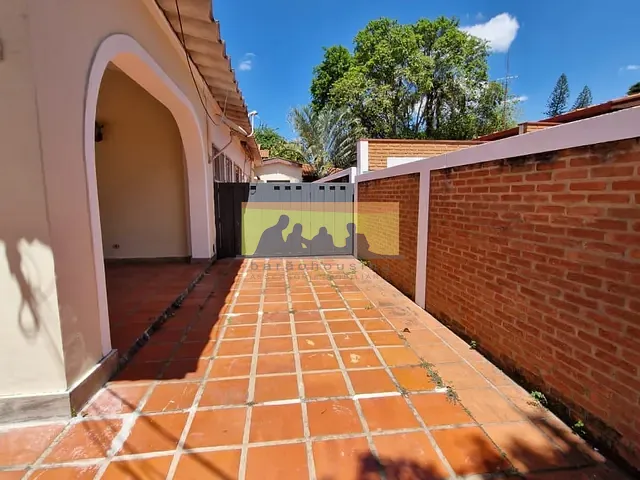 Casa com 450m² 5 quartos e 4 banheiros, para alugar, no bairro Cidade Universitária em Campinas