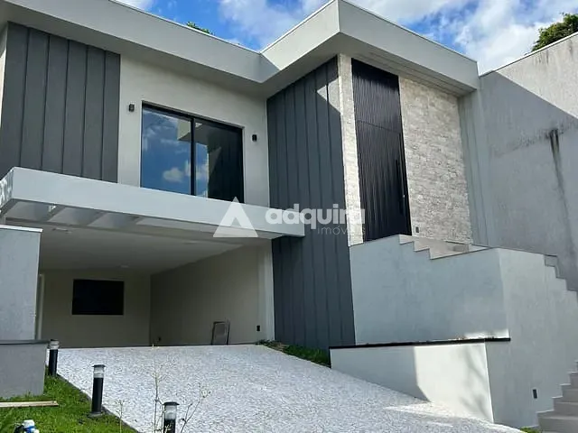 Casa com 333m² 3 quartos e 4 banheiros, à venda, no bairro Jardim Carvalho em Ponta Grossa
