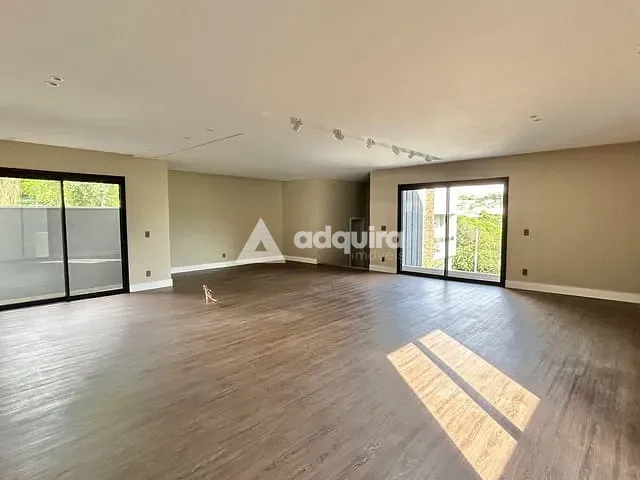 Casa com 333m² 3 quartos e 4 banheiros, à venda, no bairro Jardim Carvalho em Ponta Grossa