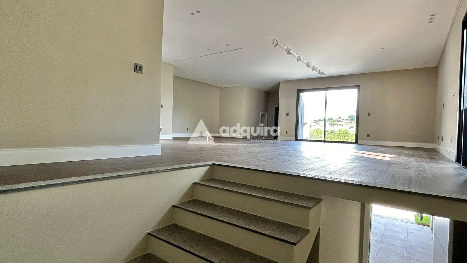 Casa, 3 quartos, 224 m² - Foto 4