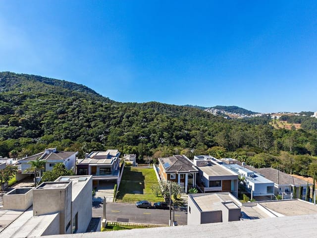 Casa com 495m² 4 quartos e 6 banheiros, à venda ou para alugar, no bairro Tamboré em Santana de Parnaíba