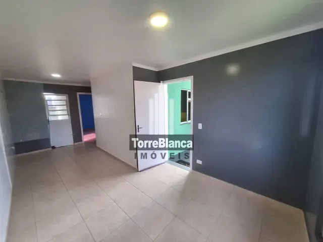 Casa com 50m² 2 quartos e 1 banheiro, à venda, no bairro Cará-cará em Ponta Grossa