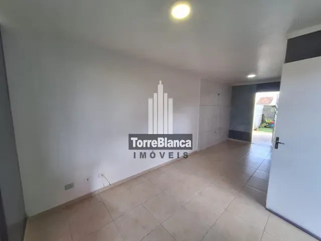 Casa com 50m² 2 quartos e 1 banheiro, à venda, no bairro Cará-cará em Ponta Grossa