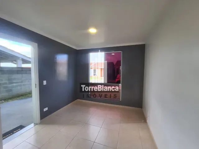 Casa com 50m² 2 quartos e 1 banheiro, à venda, no bairro Cará-cará em Ponta Grossa